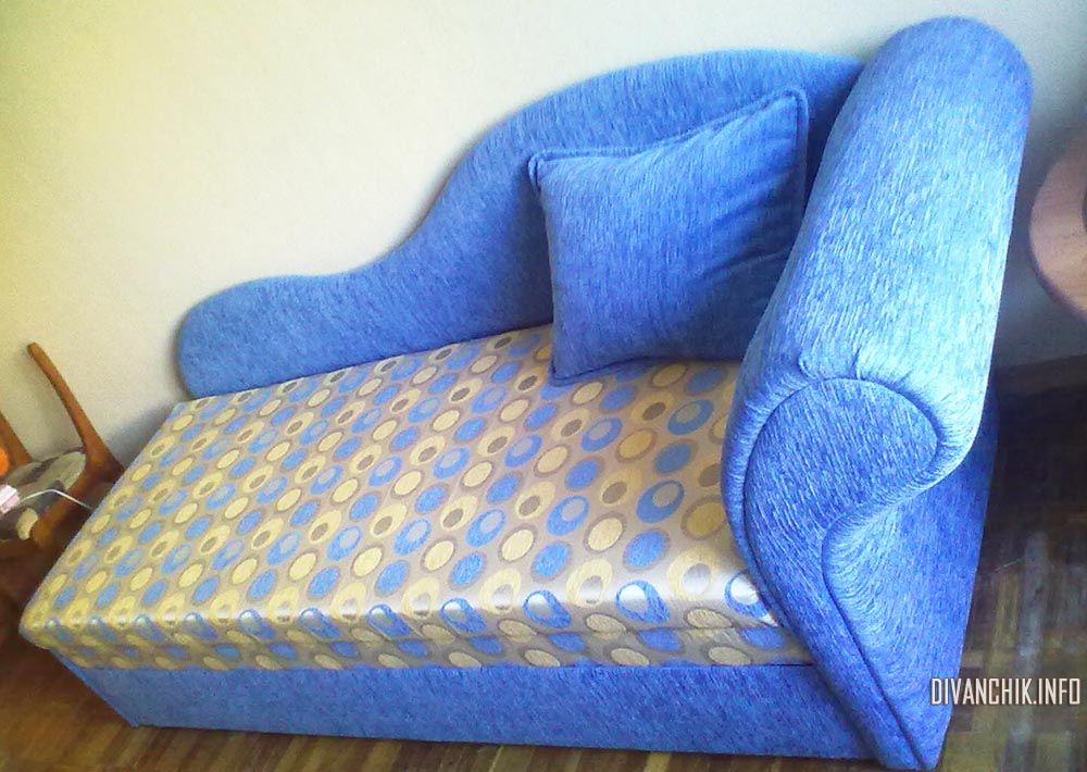 Перетяжка дивана и другой мебели из комбинированных мебельных тканей в Киеве.